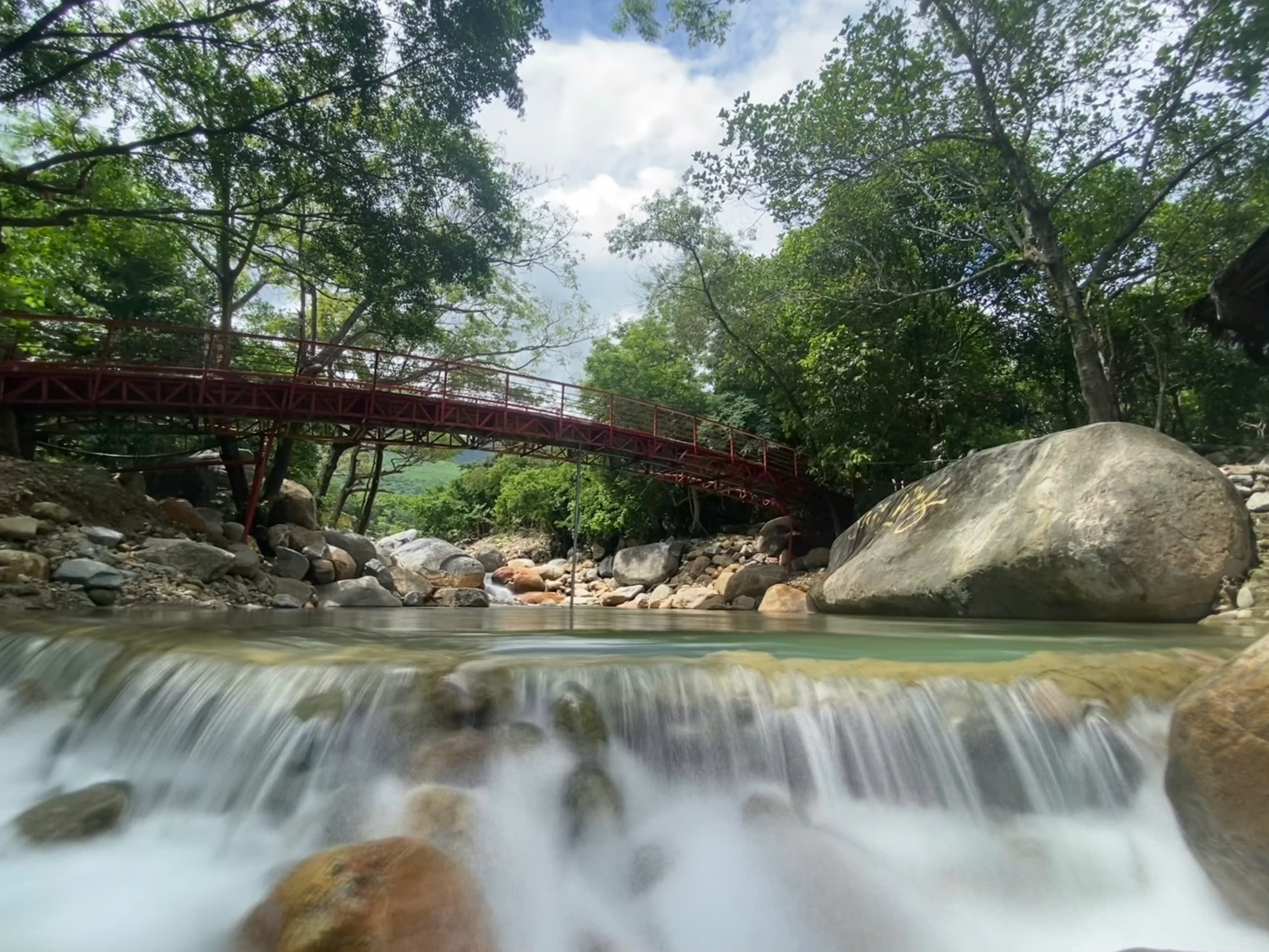 Suối Lương location view